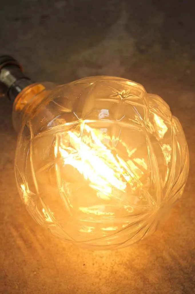 6W B22 Filament LED Crystal Round 2200K Bulb Dimmable