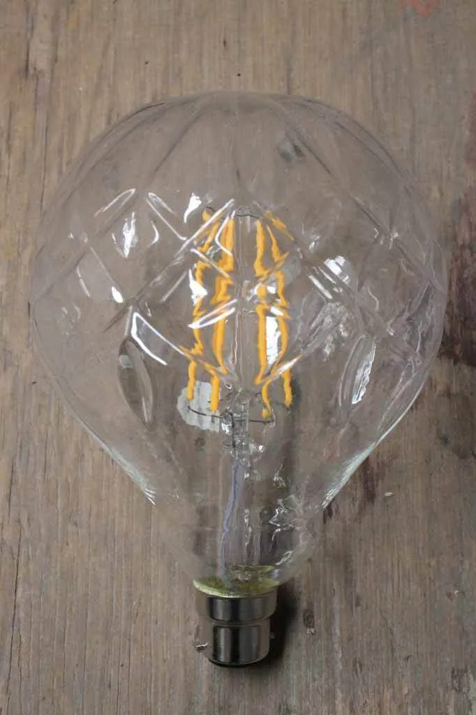 6W B22 Filament LED Crystal Round 2200K Bulb Dimmable