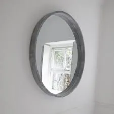 Eurika  round   wood mirror  in NATURAL colour damaged collect only