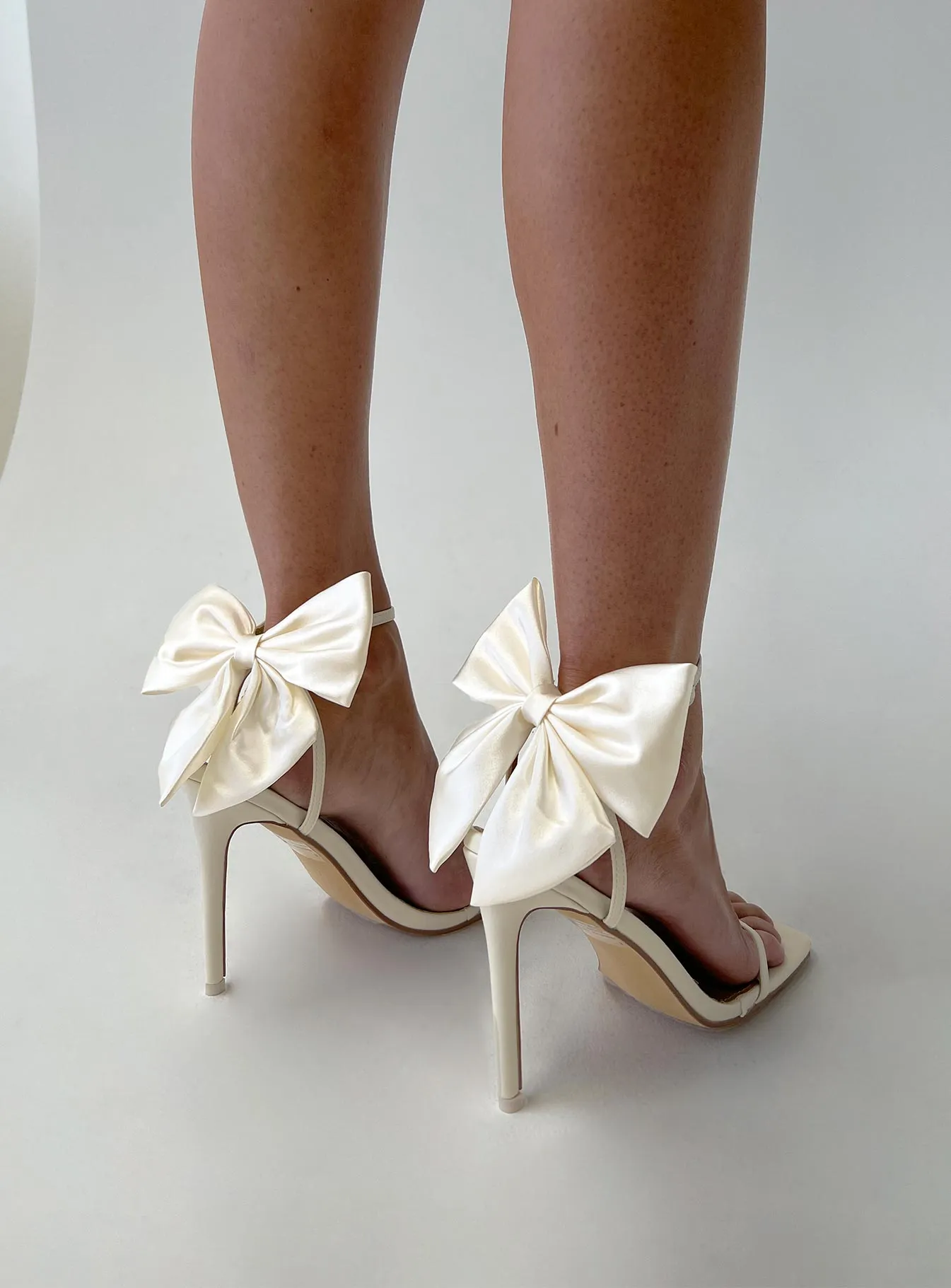 Fairytale Heels Cream