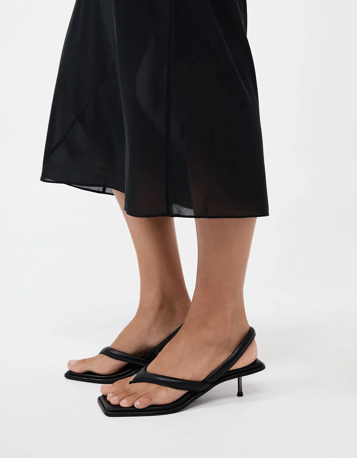 Sling Back Thong Heel - Black