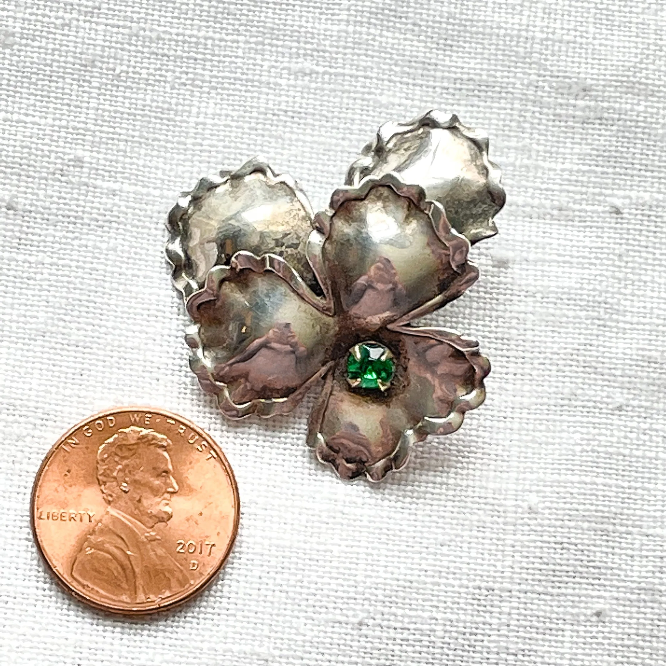 Vintage 40s Small Sterling Silver Flower Brooch